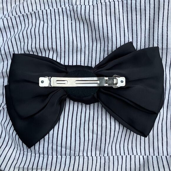 Black satin hair bow, barrette clip, glam indie coquette whimsigoth - Picture 5 of 5